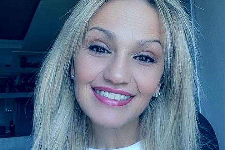 Mia, 21 — Escort in Le Theil, France
