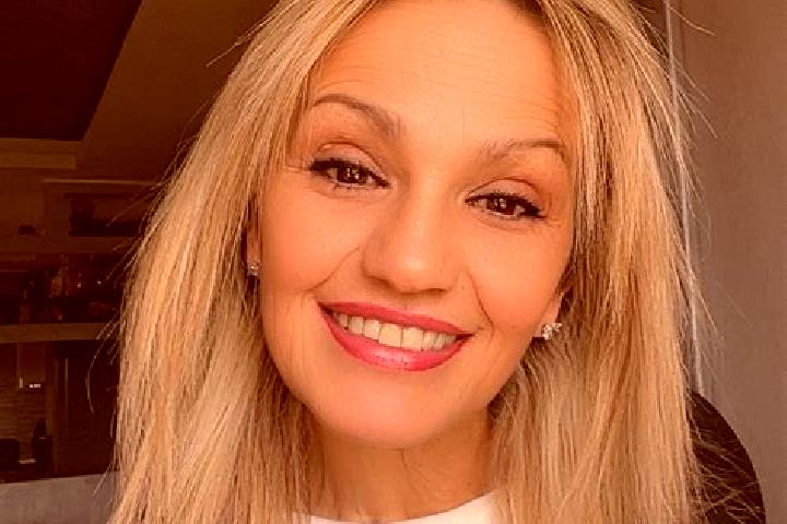 Mia, 21 — Escort in Lobachiv, Ukraine
