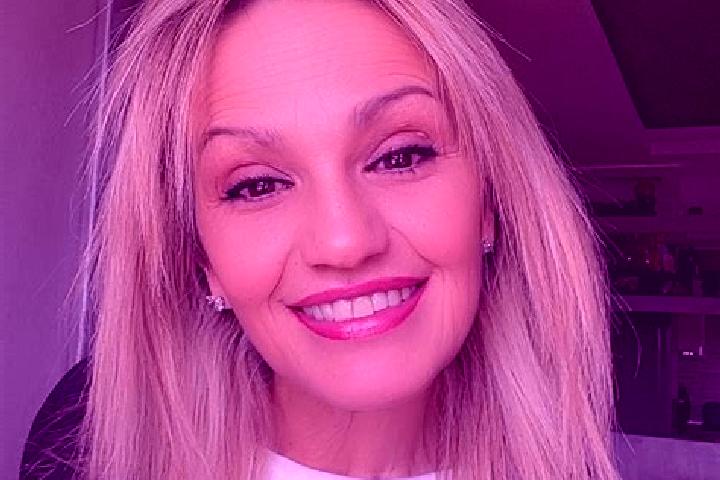 Mia, 21 — Escort in Luenne, Germany