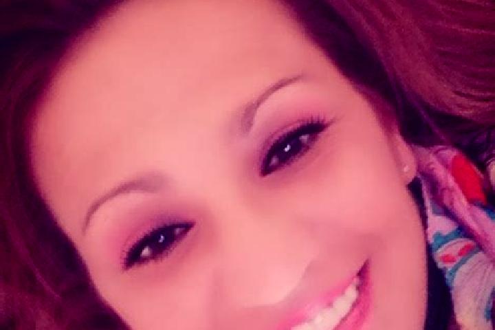 Mia, 21 — Escort in McKernan, Canada