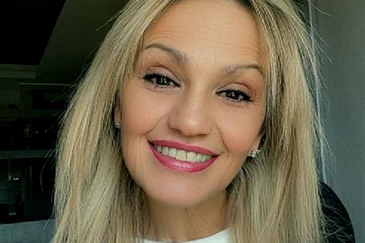 Mia, 21 — Escort in Nachterstedt, Germany