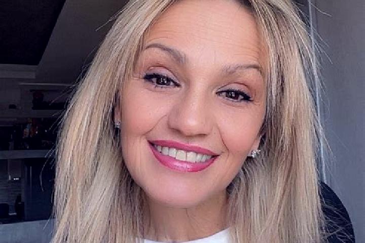 Mia, 21 — Escort in Reggane, Algeria
