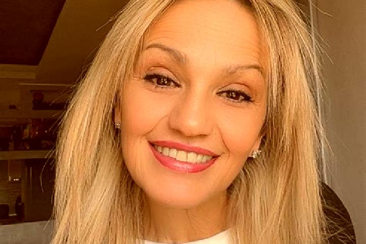 Mia, 21 — Escort in Turtmann, Switzerland
