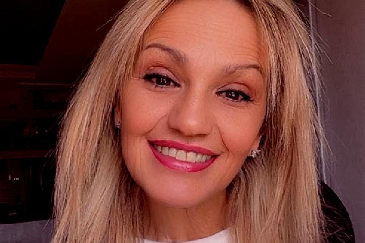 Mia, 21 — Escort in Voinivka, Ukraine