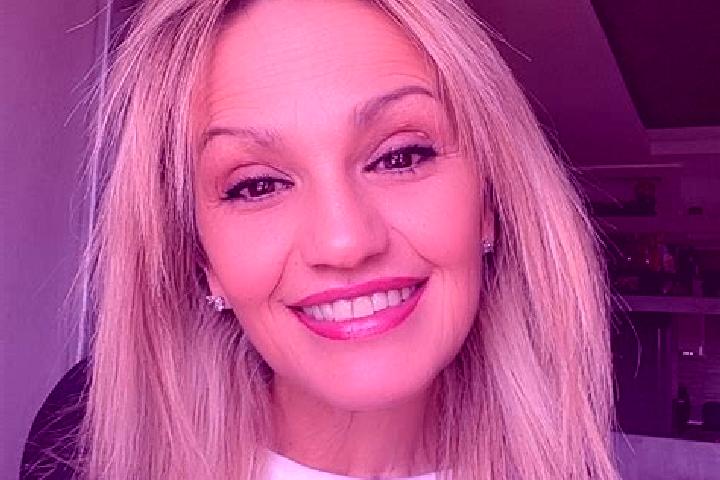Mia, 21 — Escort in Zalakomar, Hungary