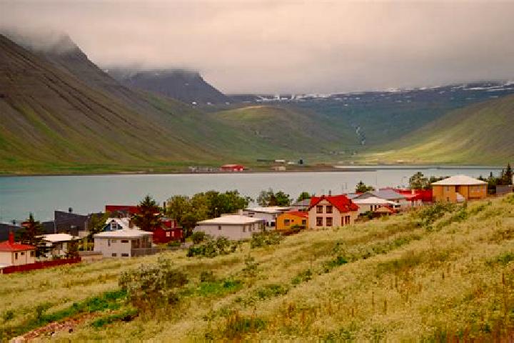 Mia, 22 — Escort in Isafjoerdur, Iceland