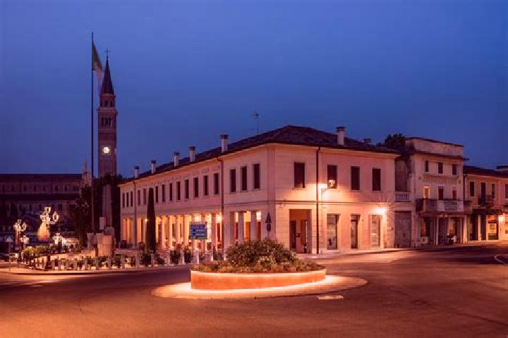 Mia, 22 — Escort in Pieve di Soligo, Italy