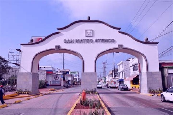 Mia, 22 — Escort in San Mateo, Guatemala