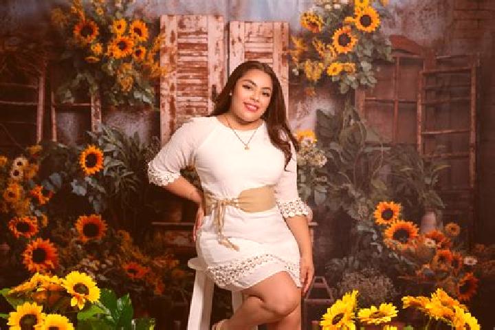 Mia, 22 — Escort in Tlalchapa, Mexico