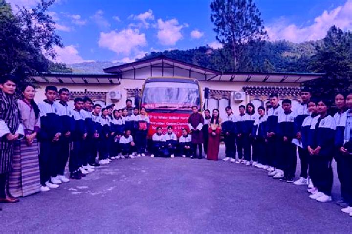 Mia, 22 — Escort in Tsirang, Bhutan