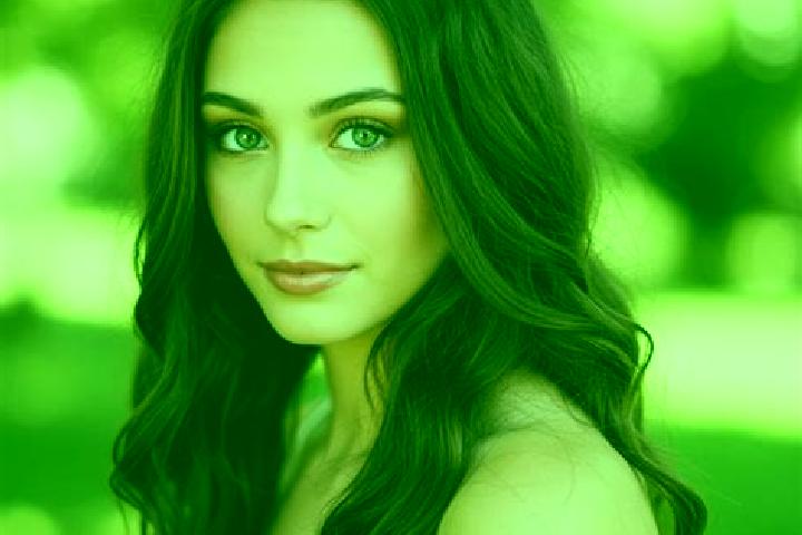 Mia, 23, a auburn hazel-eyed mixed companion based in Denderleeuw. Offering Girlfriend Experience, Dinner Date, Erotic Massage. Available for incall and outc...