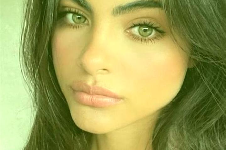 Mia, 23, a black hazel-eyed caucasian companion based in Murrumba Downs. Offering Girlfriend Experience, Deep French Kissing, Prostate Massage, Party Girl. A...