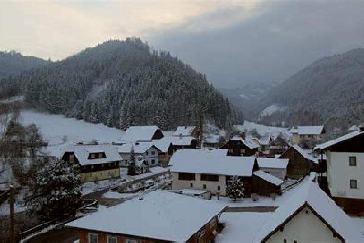 Mia, 23 — Escort in Allerheiligen im Muerztal, Austria