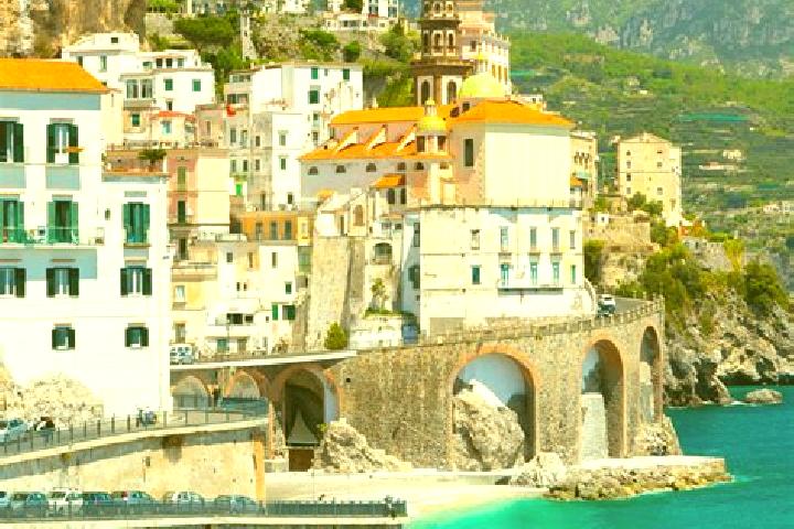 Mia, 23 — Escort in Arcavacata, Italy