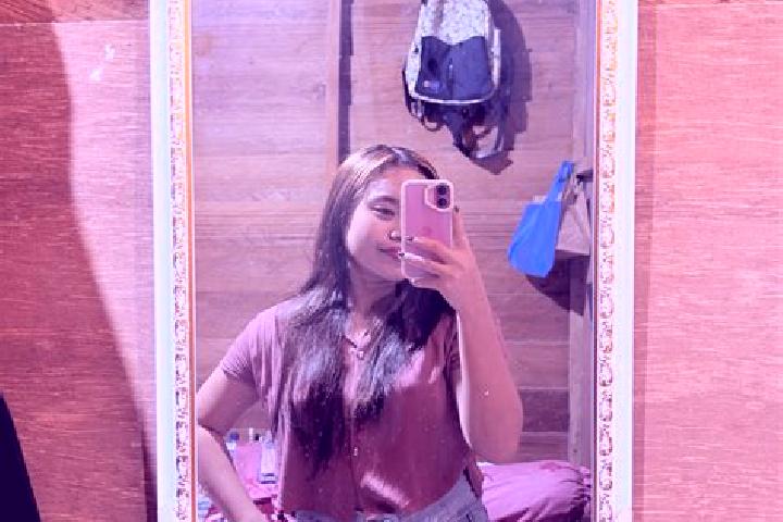 Mia, 23 — Escort in Fakfak, Indonesia