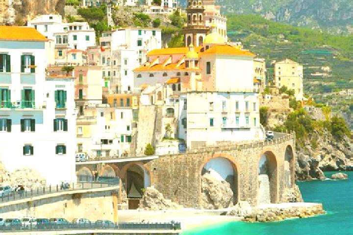 Mia, 23 — Escort in Gemmano, Italy