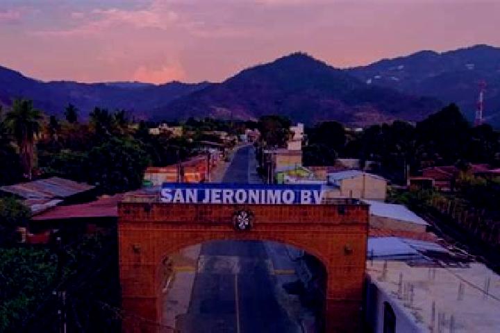 Mia, 23 — Escort in San Jeronimo Totoltepec, Mexico