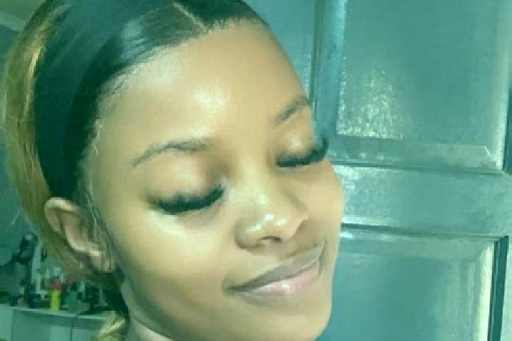 Mia, 23 — Escort in Siviya, Botswana