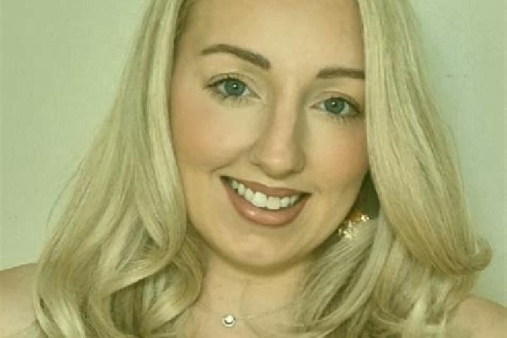 Mia, 23 — Escort in Tillicoultry, United Kingdom