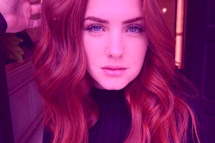Mia, 24, a auburn blue-eyed caucasian companion based in El Marmol. Offering Tantra, Erotic Massage, Overnight, 69. Available for incall and outcall, overnig...