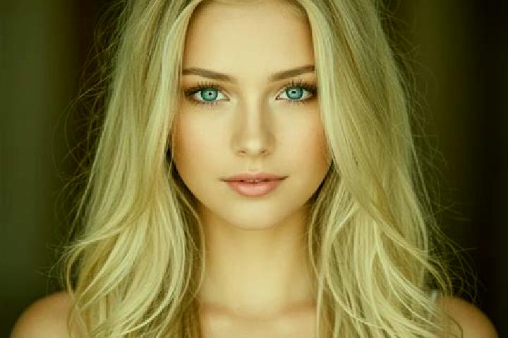 Mia, 24, a blonde amber-eyed mixed companion based in Barrancas. Offering Overnight, Deep French Kissing, GFE, Dinner Date, Massage. Available for incall and...