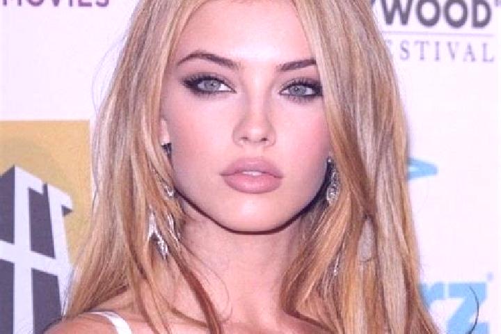 Mia, 24, a blonde hazel-eyed caucasian companion based in Kelpen-Oler. Offering Fetish, Couples, Domination, Travel Companion. Available for incall and outca...