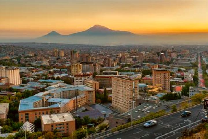 Mia, 24 — Escort in Lusakunk, Armenia