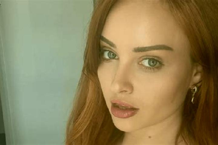 Mia, 24 — Escort in Sees, France