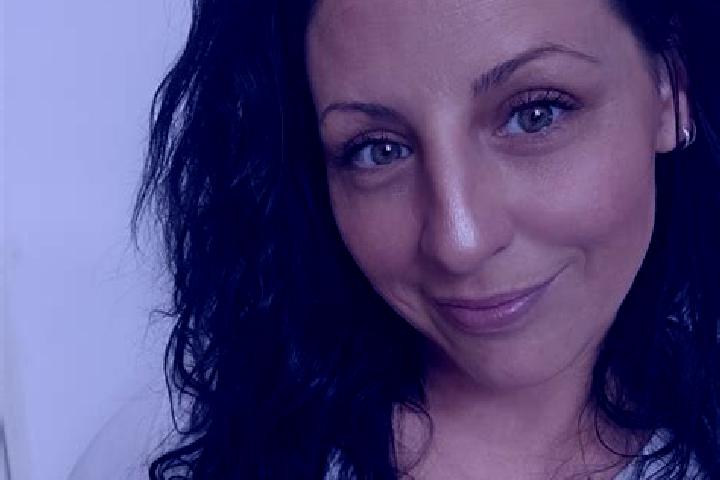 Mia, 24 — Escort in Vallieres, France