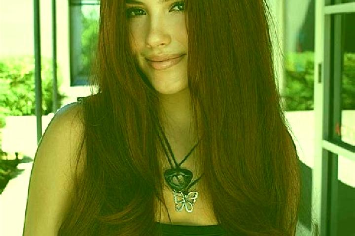 Mia, 25, a auburn dark-eyed indian companion based in Lebedynske. Offering Couples, Domination, Erotic Massage, Roleplay, Duos. Available for incall and outc...