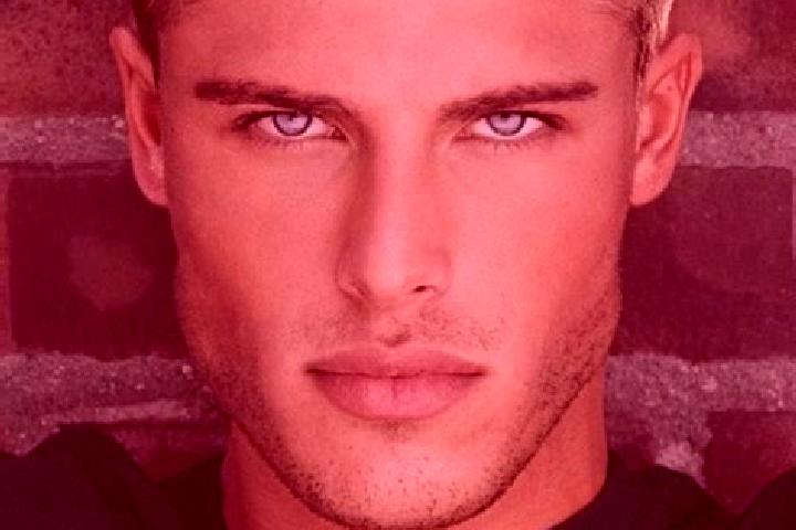 Mia, 25, a blonde grey-eyed caucasian companion based in Foglizzo. Offering Domination, Duos, Couples, Overnight, Erotic Massage. Available for incall and ou...