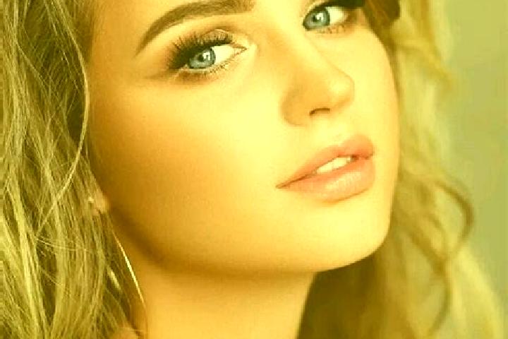 Mia, 25, a dark blonde blue-eyed ebony companion based in Ullal. Offering Party Girl, A-Level, Massage. Available for incall and outcall, overnight bookings ...