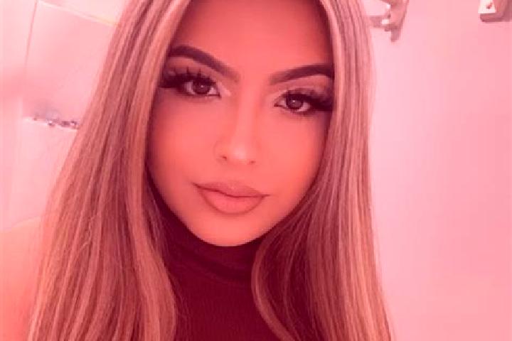 Mia, 25, a red blue-eyed mixed companion based in Windusari. Offering Girlfriend Experience, Prostate Massage, Overnight, Fetish. Available for incall and ou...