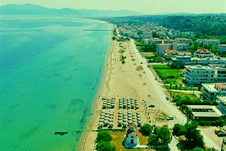 Mia, 25 — Escort in Agia Triada, Greece