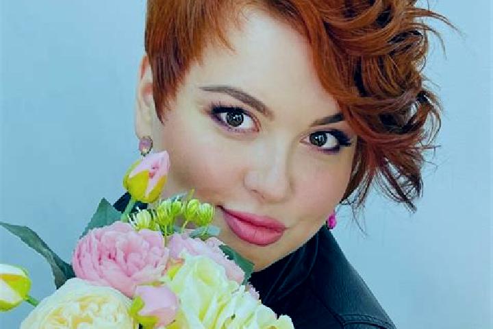 Mia, 25 — Escort in Bryukhovetskaya, Russia