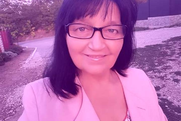Mia, 25 — Escort in Dealu Floreni, Romania