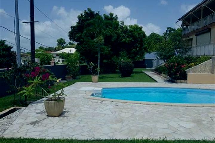 Mia, 25 — Escort in Les Abymes, Guadeloupe