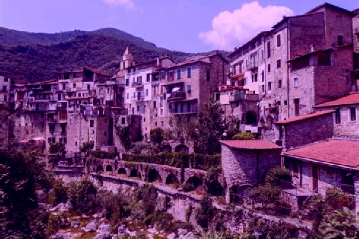 Mia, 25 — Escort in Lezzeno, Italy