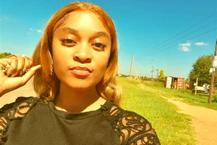 Mia, 25 — Escort in Manyana, Botswana