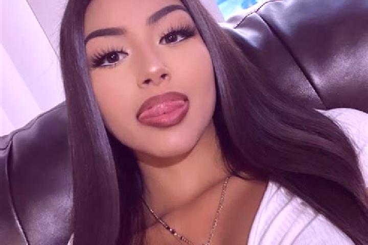 Mia, 25 — Escort in Santa Cruz Escandon, Mexico