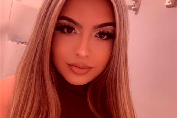 Mia, 26, a blonde grey-eyed latina companion based in Evropos. Offering Party Girl, Girlfriend Experience, BDSM, Domination. Available for incall and outcall...