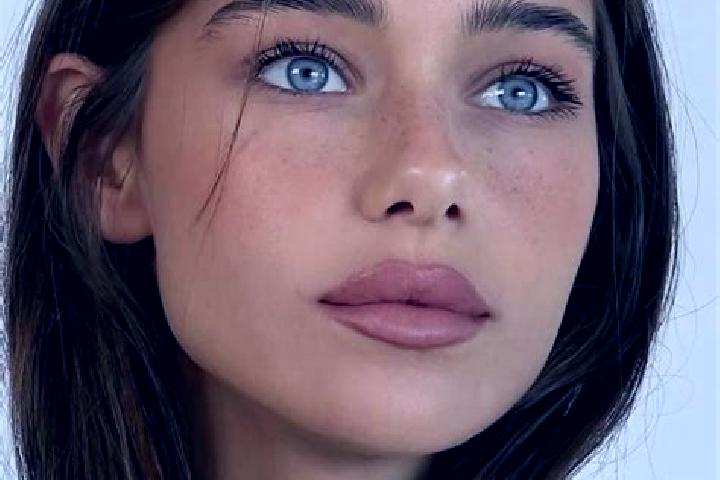 Mia, 26, a brunette blue-eyed caribbean companion based in Clussais. Offering Girlfriend Experience, Dinner Date, Striptease, Party Girl, Duos. Available for...