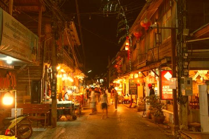 Mia, 26 — Escort in Chiang Khan, Thailand