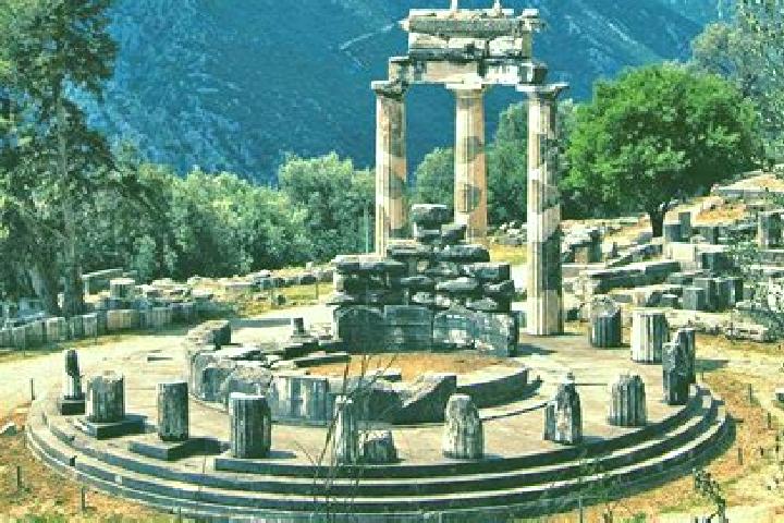 Mia, 26 — Escort in Delphi, Greece