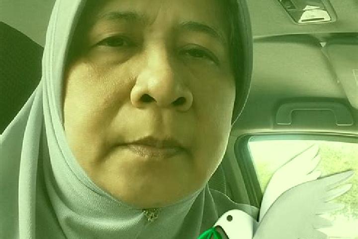 Mia, 26 — Escort in Harian, Indonesia