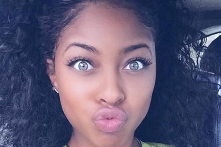 Mia, 27, a black green-eyed ebony companion based in Vreren. Offering Massage, Erotic Massage, OWO, Girlfriend Experience. Available for incall and outcall, ...