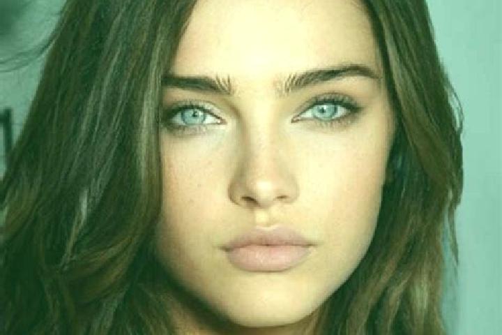 Mia, 27, a brunette blue-eyed caribbean companion based in Hughesdale. Offering CIM, Overnight, Party Girl, Deep French Kissing. Available for incall and out...