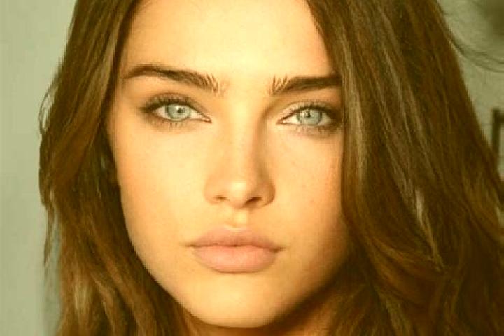 Mia, 27, a brunette blue-eyed caucasian companion based in Aguas Blancas. Offering A-Level, Deep French Kissing, Girlfriend Experience, 69. Available for inc...