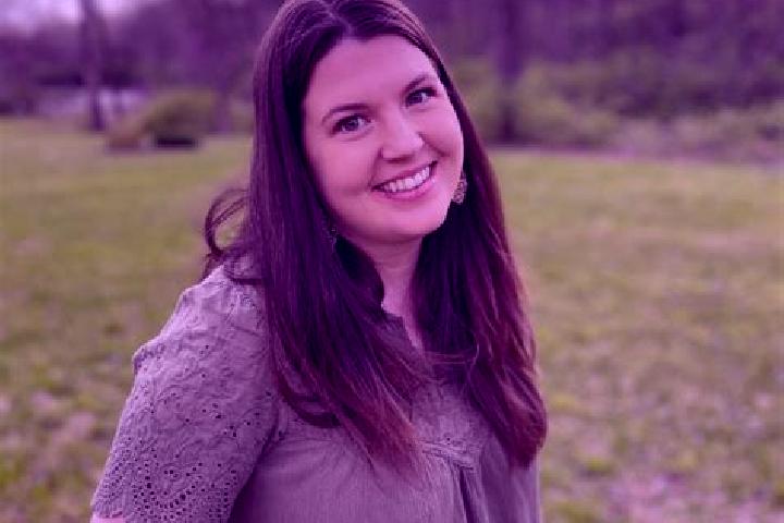 Mia, 27 — Escort in Colby, United States