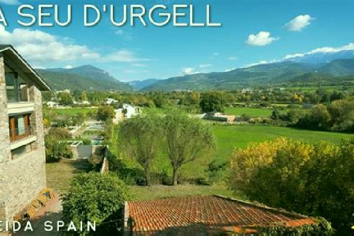 Mia, 27 — Escort in La Seu d Urgell, Spain
